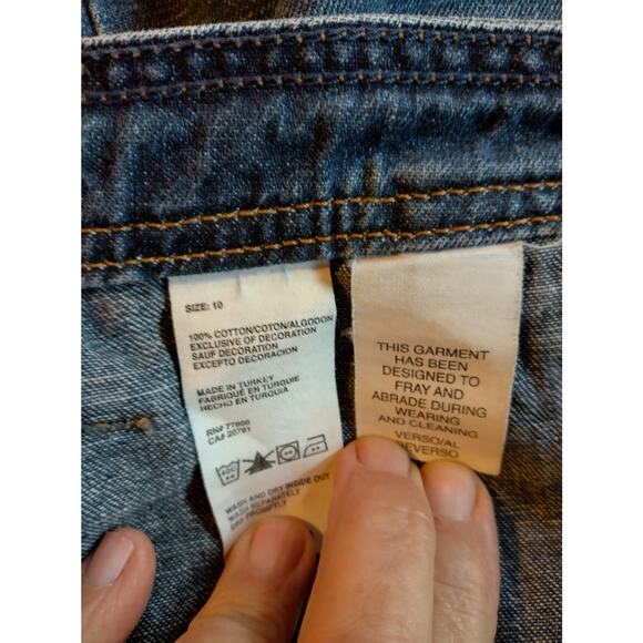 Tommy Hilfiger short denim skirt size 10, zipper front, buttoned pockets - Picture 9 of 9